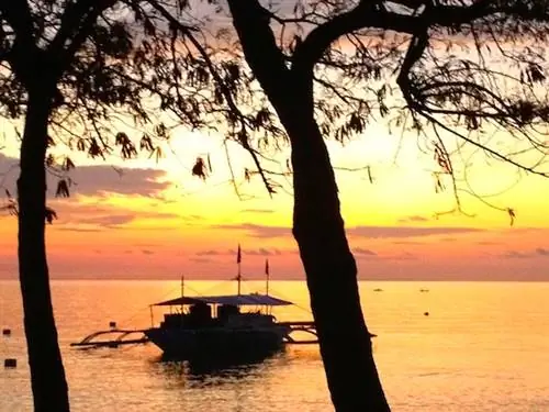 Восход солнца на острове Сумилон