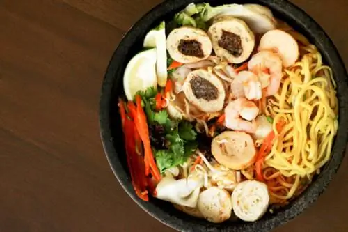 Лакса в Мисто в отеле Seda BGC