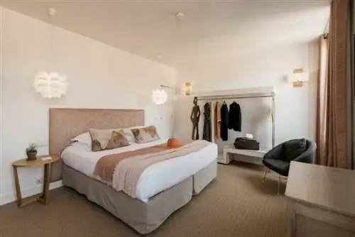 Номер в бутик-отеле Cezanne Provence