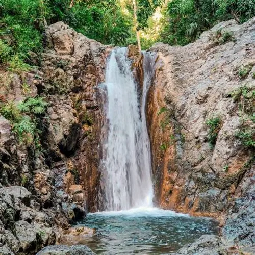 Водопад Кепия в Дон Марселино Давао Западный, страница Solid Katkat Ninjas на Facebook