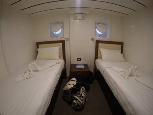 стандартный номер с собственной ванной комнатой