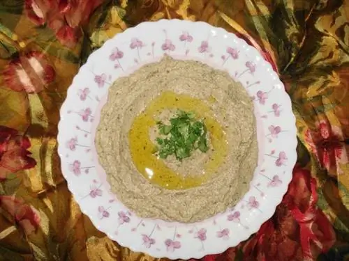 Баба Гануш от Miansari66 - собственная работа. Лицензия CC0 через Wikimedia Commons.