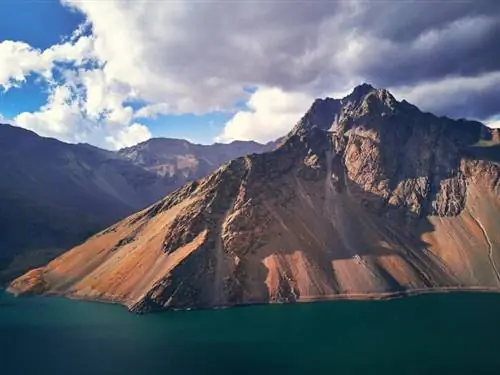 Embalse El Yeso, Cajon del Maipo, автор Deensel через Wikimedia cc