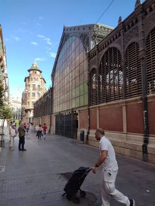 Центральный рынок Атарасанас
