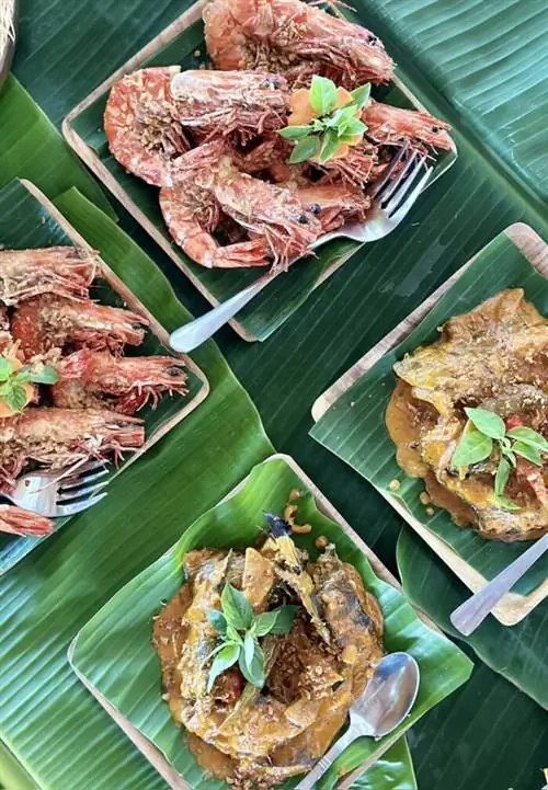 Обед из морепродуктов в Роксас Сити