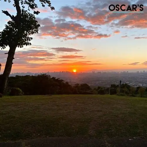 Закат на церемонии вручения Оскара в Антиполо