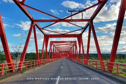 Мост Дон Мариано Маркос, автор ДайКат Молина через Facebook