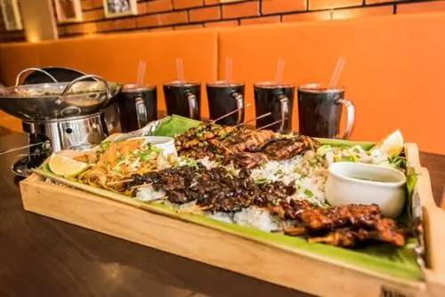 Кариндерия Ни Танданг Сора Дубай