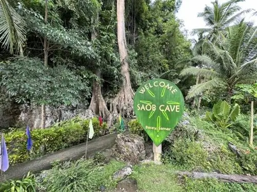 Вход в пещеру Саоб