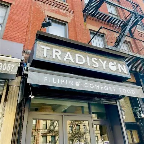 Традиционная филиппинская комфортная еда в Нью-Йорке