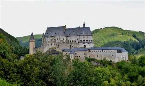 Замок Вианден, фото через Pixabay