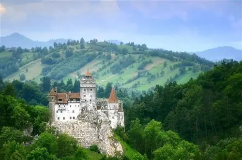 12 самых красивых замков мира