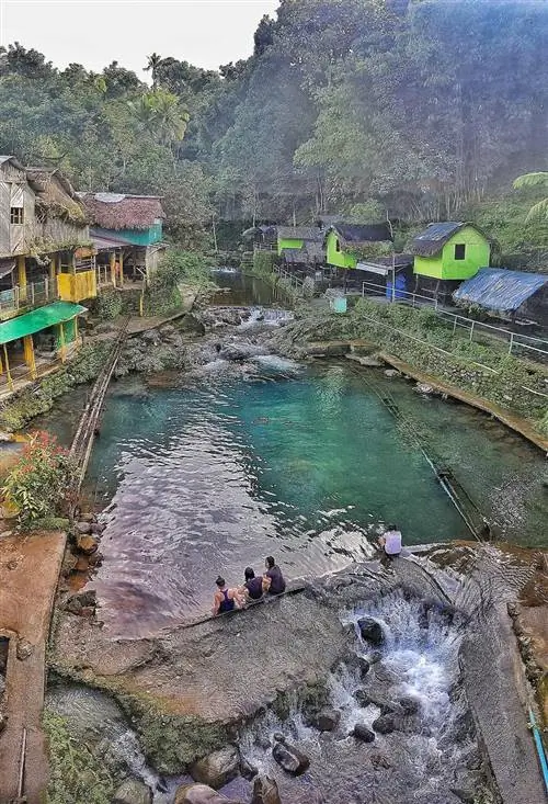 Malinaw Spring Resort в Лукбане, Кесон