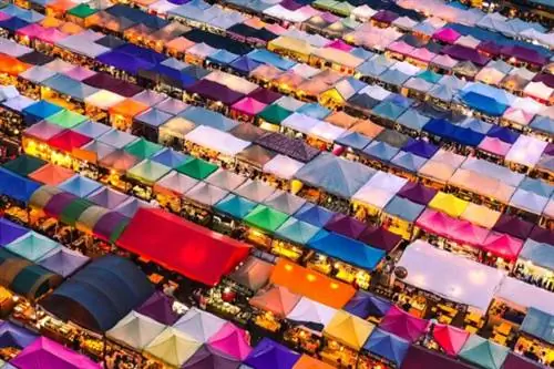 Ночной рынок Бангкока, автор Лишенг Чанг через Unsplash