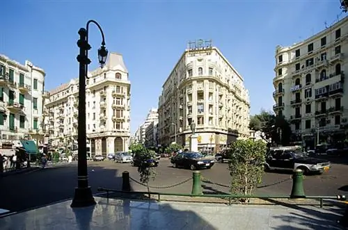 Площадь Талаат-Харб, сердце центра Каира, автор: Роланд Унгер, Wikipedia CC Площадь Талаат-Харб, сердце центра Каира, автор: Роланд Унгер, Wikipedia CC