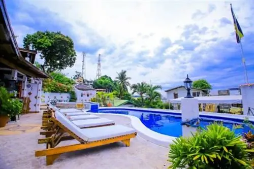 Steps Garden Resort в Пуэрто-Галера