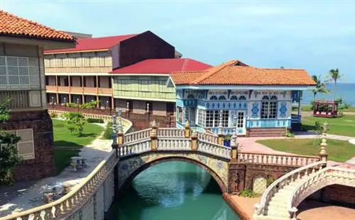 Лас Касас Филиппинас де Акусар