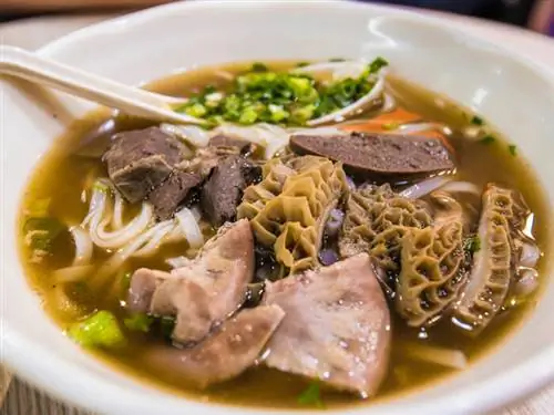 Фотография говяжьих субпродуктов через Совет по туризму Гонконга.