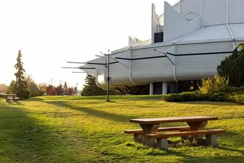 TELUS World of Science Edmonton, Мак Мале, Wikimedia cc