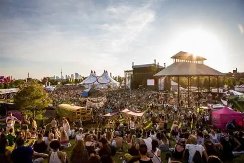 Фотография Bestival Toronto со страницы Facebook