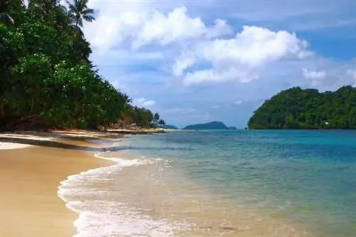 Фотография пляжа Маримегмег с сайта Tripadvisor