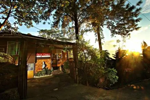 Ресторан Vieux Chalet Antipolo