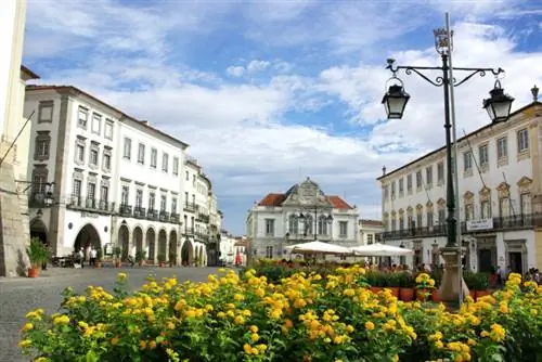 Лучшие развлечения в Эворе, фото через Depositphotos