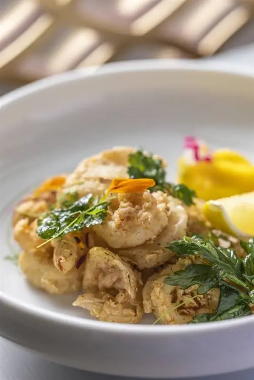 Люкс-кальмары, шафрановый айоли