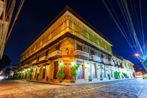 Casa Manila - музей в Интрамуросе, изображающий колониальный образ жизни во время испанской колонизации Филиппин. Фото через Depositphotos