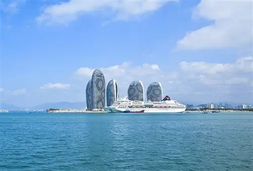 Остров Феникс, залив Санья, автор Анна Фродезиак, Wikimedia cc.