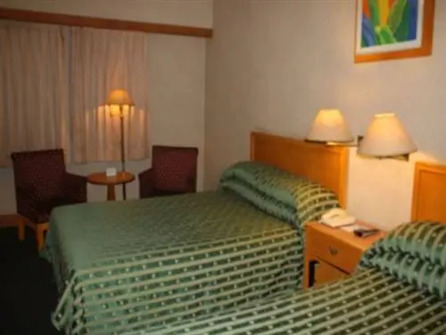 Дейс Отель Илоило