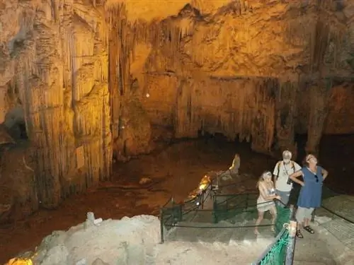 Grotta di Nettuno, автор Дэниел Вентура, Wikimedia cc.