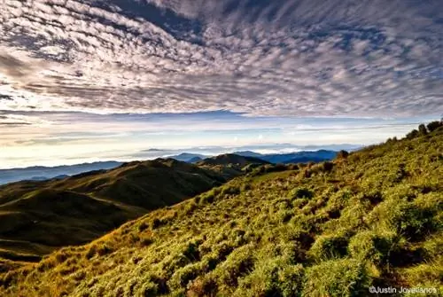 Гора Пулаг, автор Джастин Ховелланос, Flickr Creative Commons