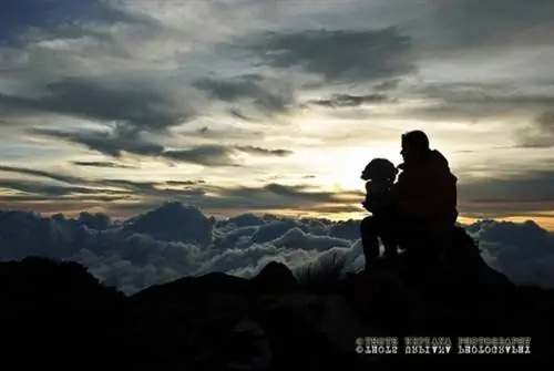 Траверс горы Апо, автор Awesomethots, Flickr.