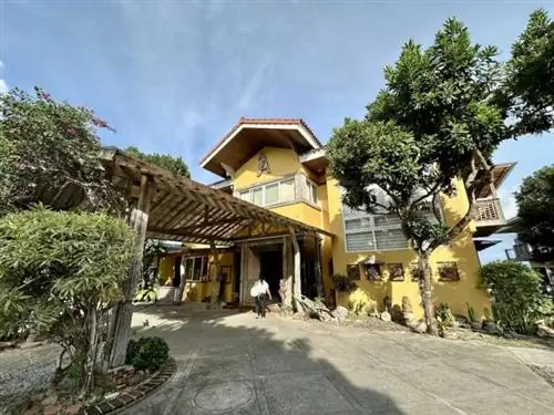 Художественная галерея курорта Амарела