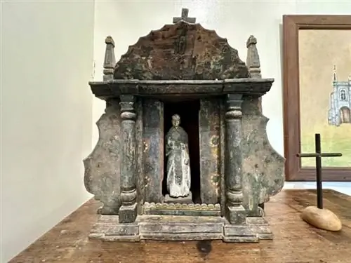 Антикварная урна с острова Бохол