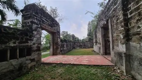 Куартель Санто-Доминго в Санта-Роза-Лагуна, автор Джозеф Баутиста