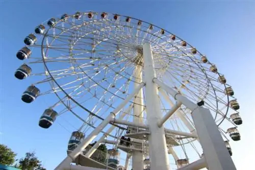 Гигантское звездное колесо, фото через StarCity