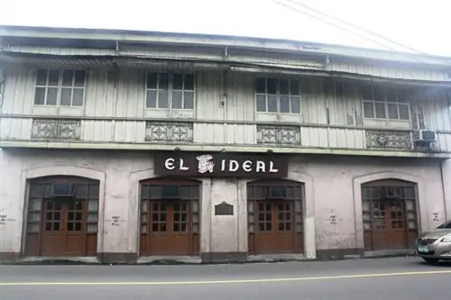 El Ideal Bakery от ClaireMRA через Wikimedia cc