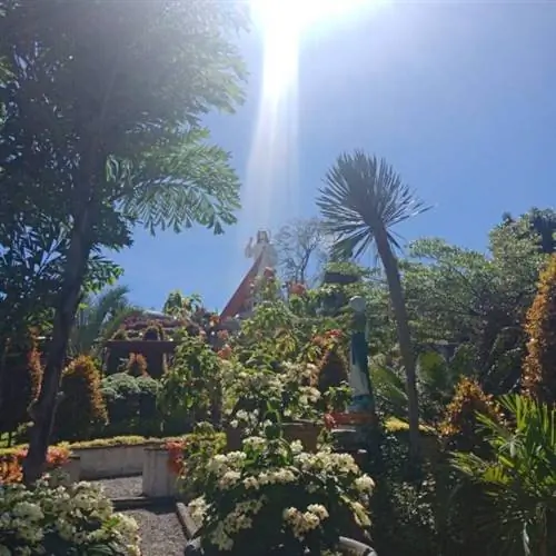Divine Mercy Retreat House на озере Себу