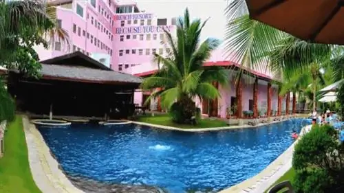 Wild Orchid Beach Resort Субик