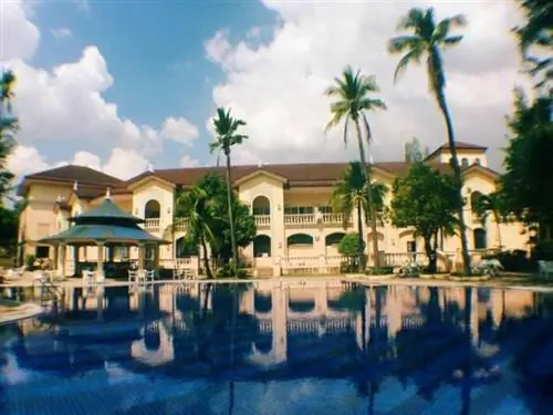 Club Morocco Beach Resort и загородный клуб Subic