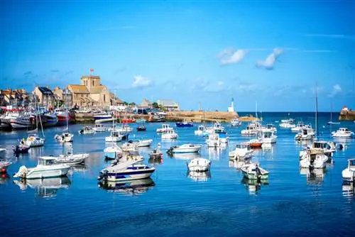 Массимо Санти / Shutterstock. Небольшой рыбацкий порт Барфлёр.