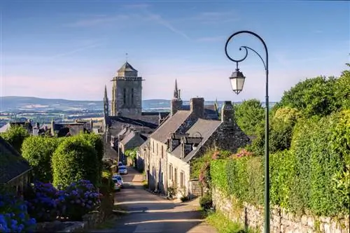 Средневековая деревня Локронан