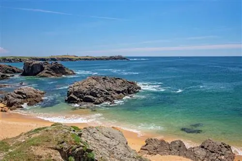 9. Остров Йеу