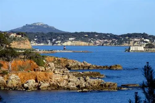 5 веских причин провести отпуск в Тулоне в сентябре