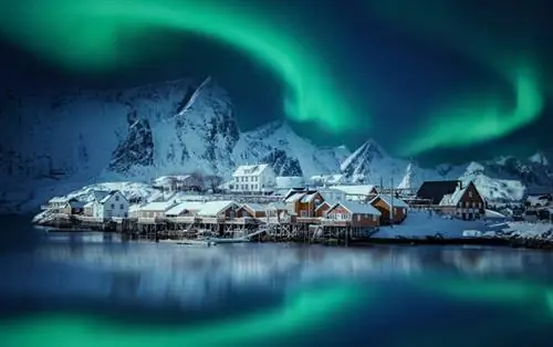 20 самых красивых мест на планете для наблюдения за северным сиянием