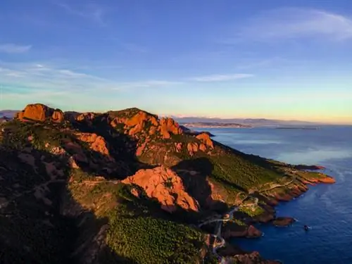 Массив Эстерель, дальний запад французского Средиземноморья