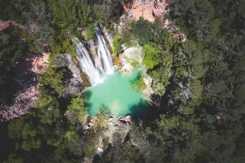 Охладитесь в Силлан-ла-Каскад