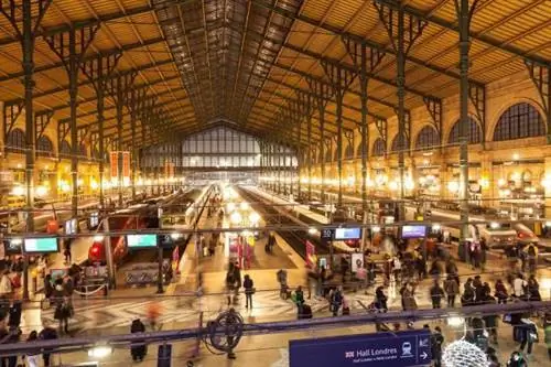 Почему бы не пойти на Северный вокзал на вечеринку?